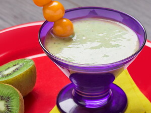 Batido de Frutos Verdes con NESTUM® CERELAC®