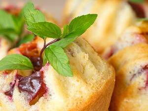 Torta de vainilla y ciruela con NESTUM® Vainilla