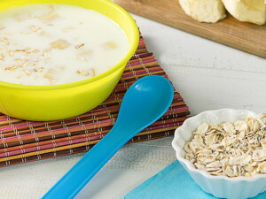 DESAYUNITO DE AVENA Y BANANO CON NAN® OPTIPRO® 3 DESARROLLO