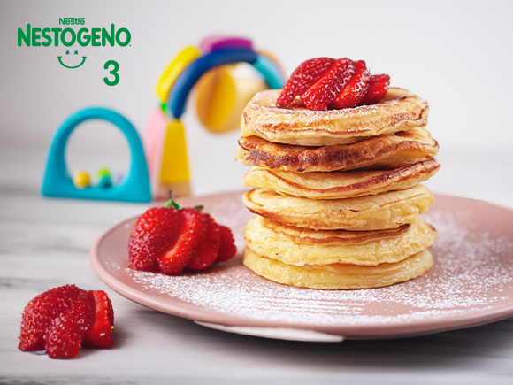 Pancakes de fresa NESTOGENO® 3