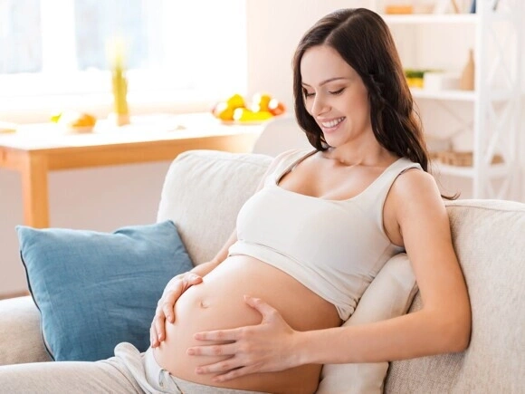 20 Increíbles trucos que toda mujer embarazada necesita saber  Ropa para  embarazadas, Moda para embarazadas, Ropa de maternidad